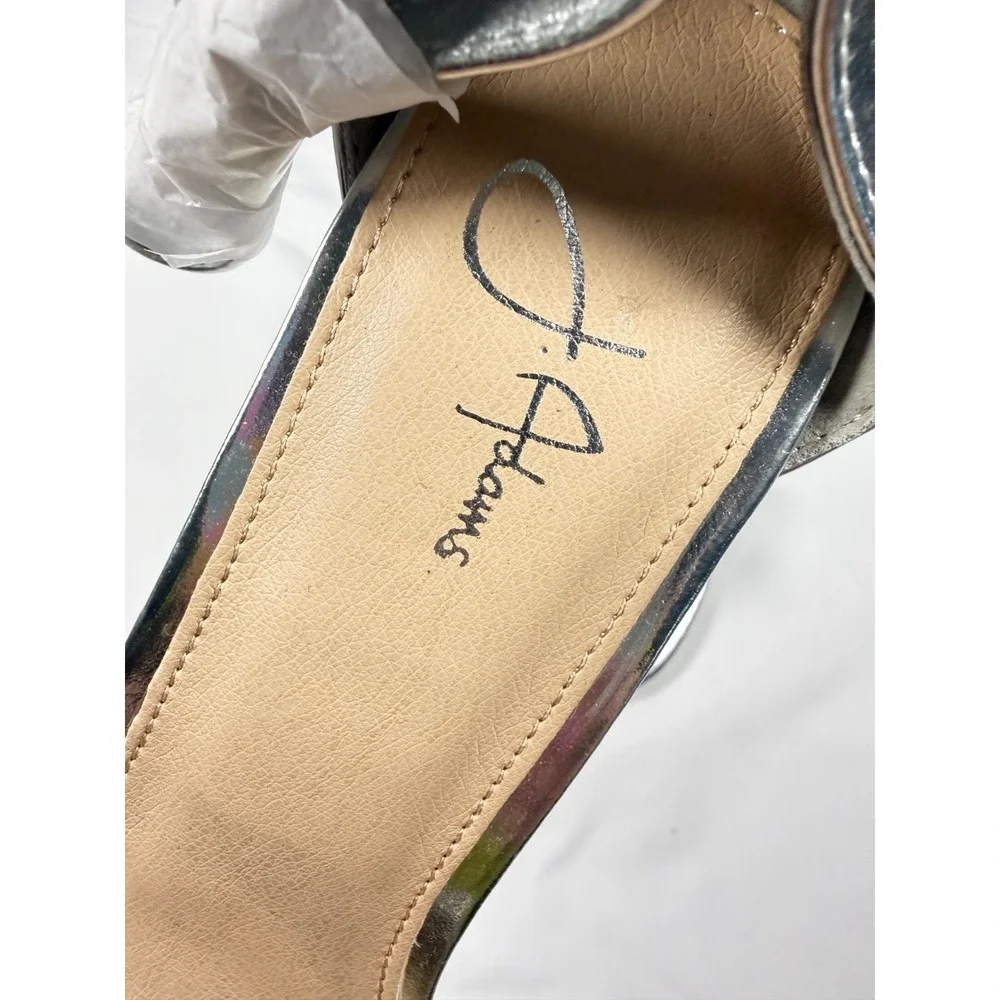 Silver Metallic Ankle Strap Heels Size 8 Qupid Dove Party Sandals